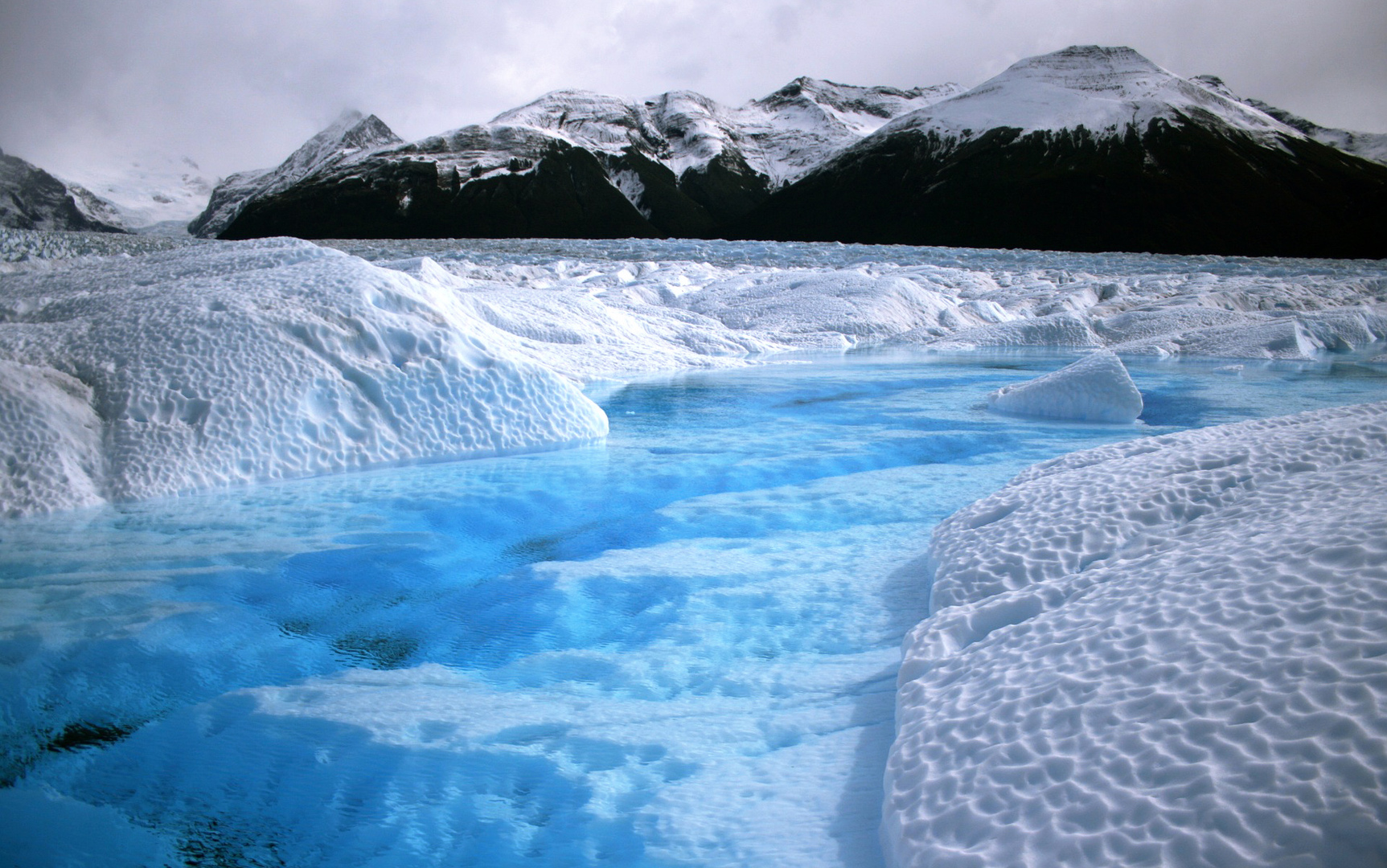 Ледник «Судного дня» и его сосед тают быстрее, чем считали ученые: насколько это опасно
