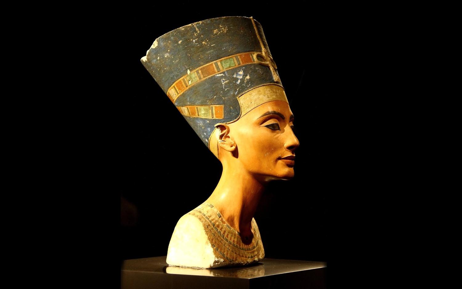 Реферат: Бюст Нефертити