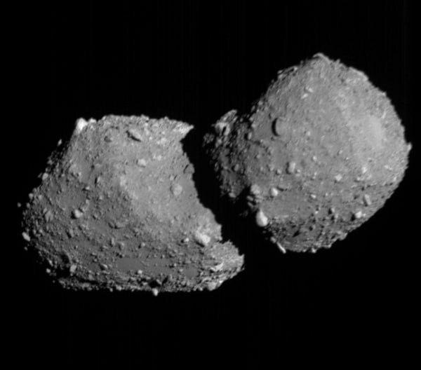 Японский зонд «Хаябуса-2» сфотографировал астероид Трифунэ
