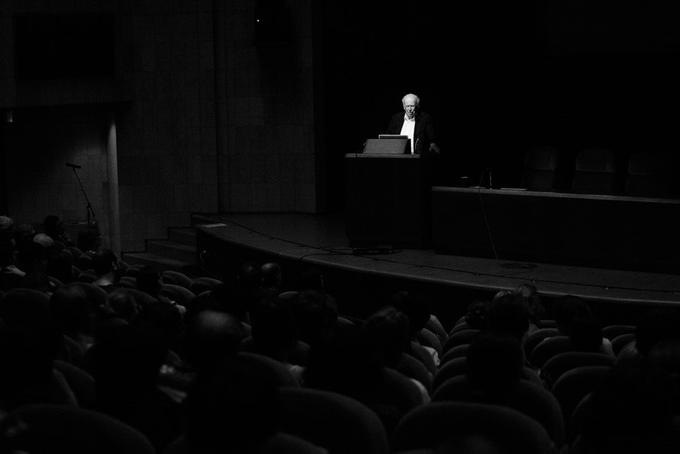 Лекция Джеймса Уотсона в ИБХ РАН в 2017 году