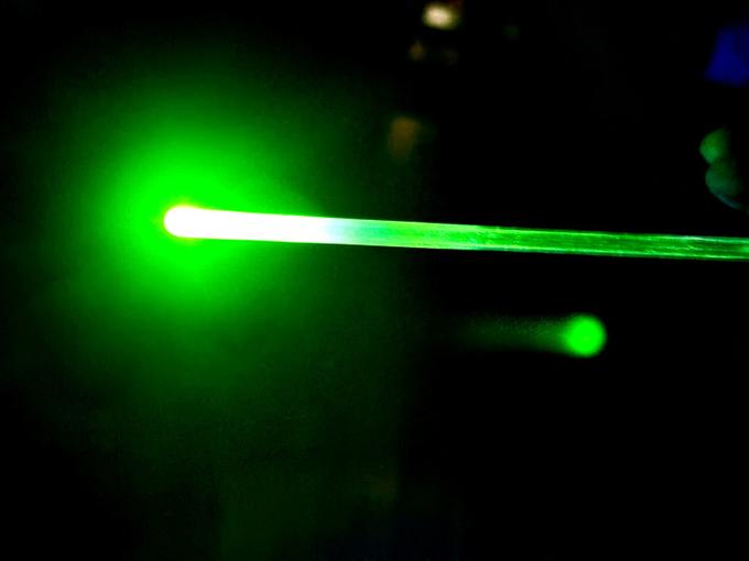 Люминесценция исследованного соединения при температуре жидкого азота (-196°С).