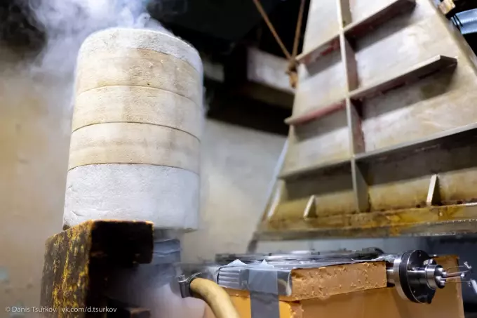 Оборудование для облучения образцов электронами