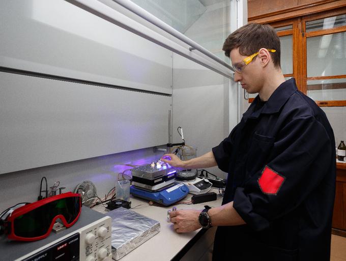 РНФ объявляет конкурс прикладных исследований в рамках национального проекта по обеспечению технологического лидерства «Новые материалы и химия» с участием регионов России